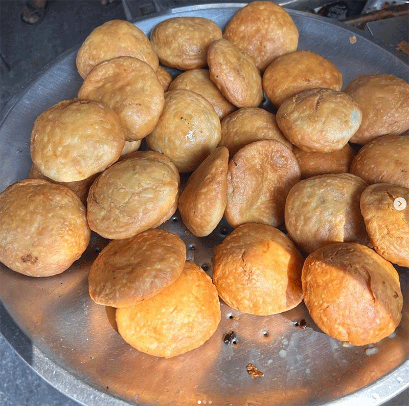Khaste vs. Samosa: A Delicious Dilemma Worth Every Bite